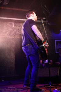 Ricky Warwick 31