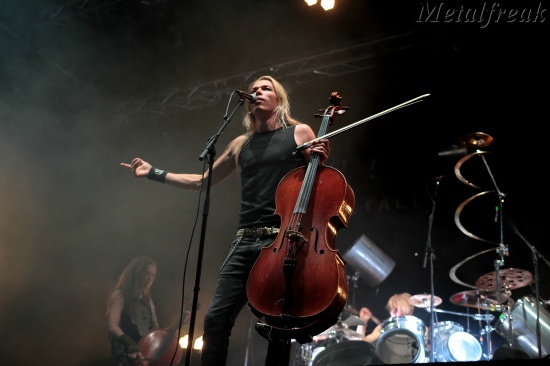 2 - 11 Apocalyptica 12