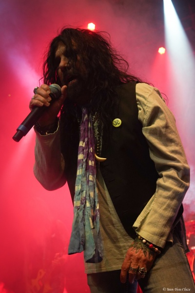 THE DEAD DAISIES (2)